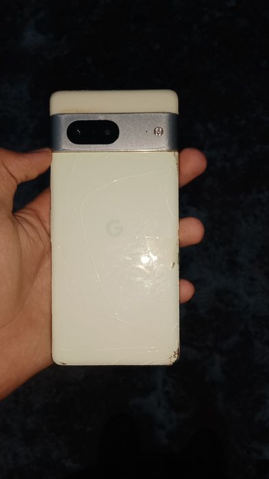 Пиксель 7 на ремонт или запчасти