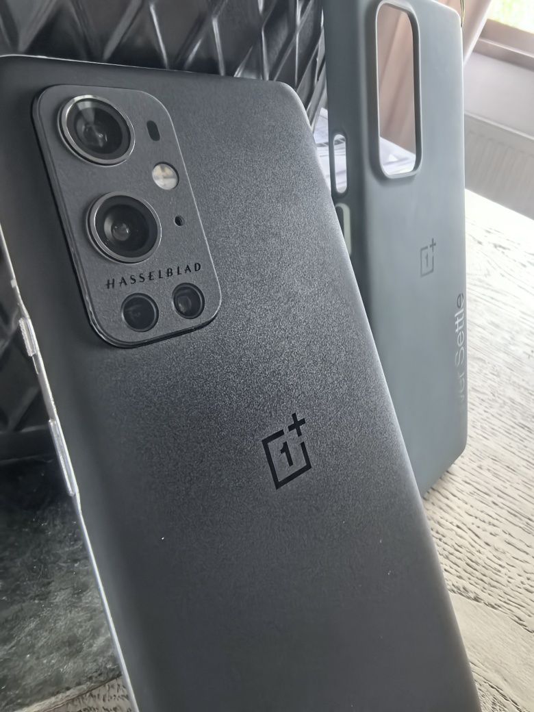 Oneplus 9 pro in stare bună