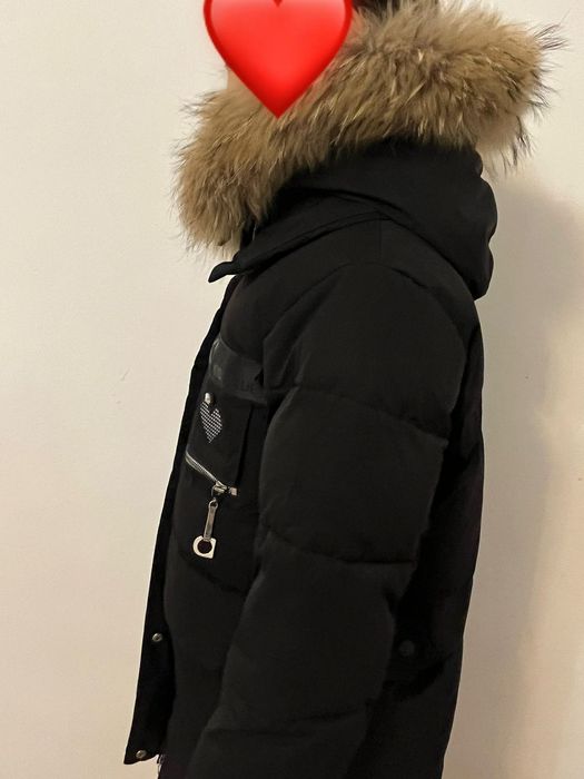 Куртка сатылады қыздарға