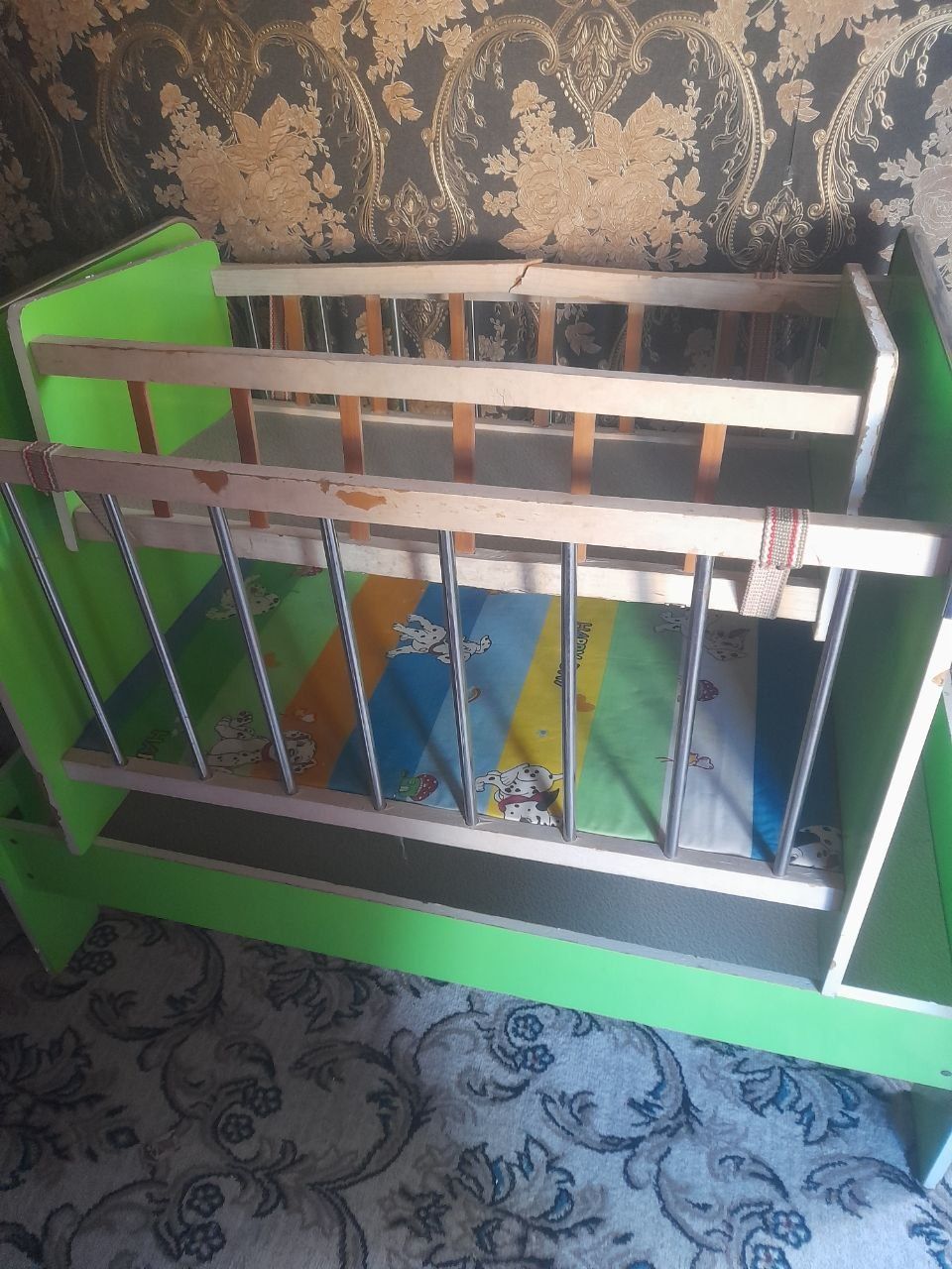 3 tasi birda toʻliq komplekt sotiladi