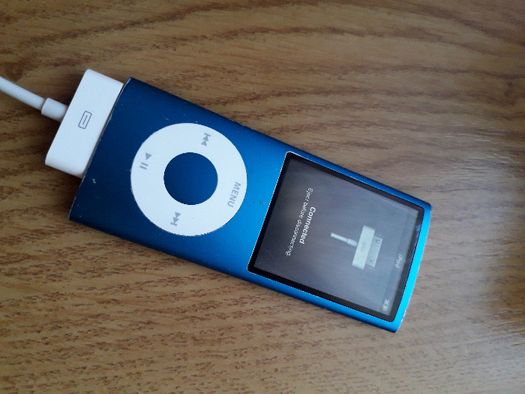 iPod Nano 16 GB Blue - PLATA IN RATE