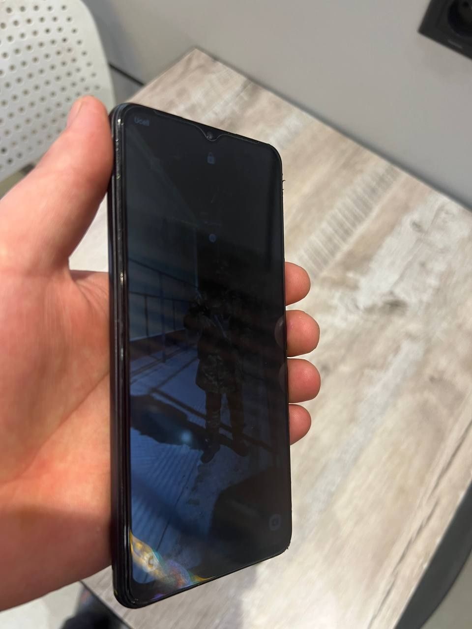 Telefon ediyal mudat yuq pul zarur
