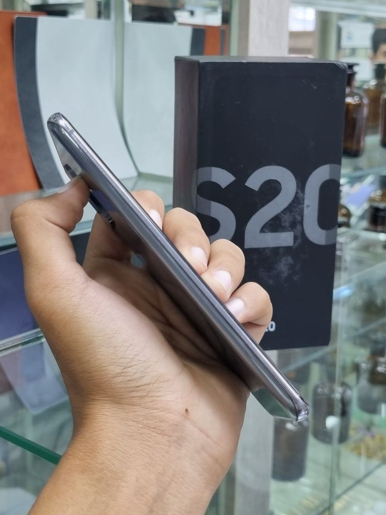Samsung galaxy s20 5G karopka dakument 8/128gb