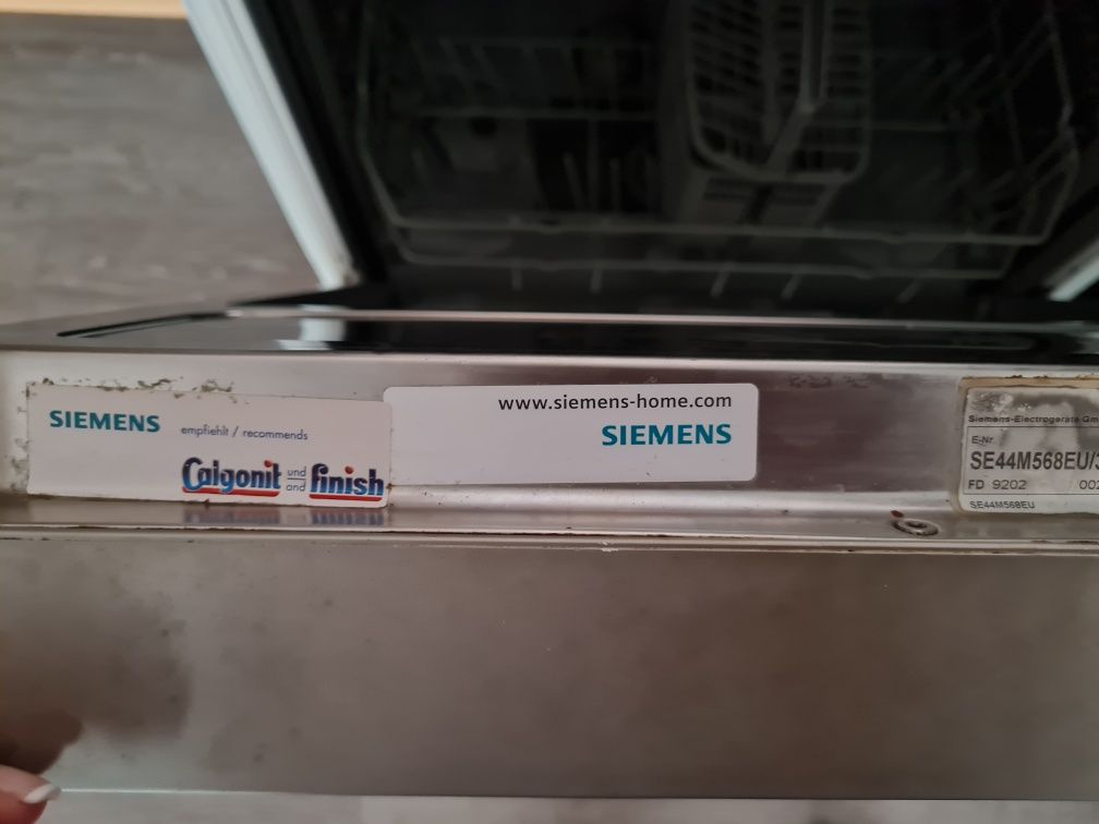 Съдомиалня Siemens