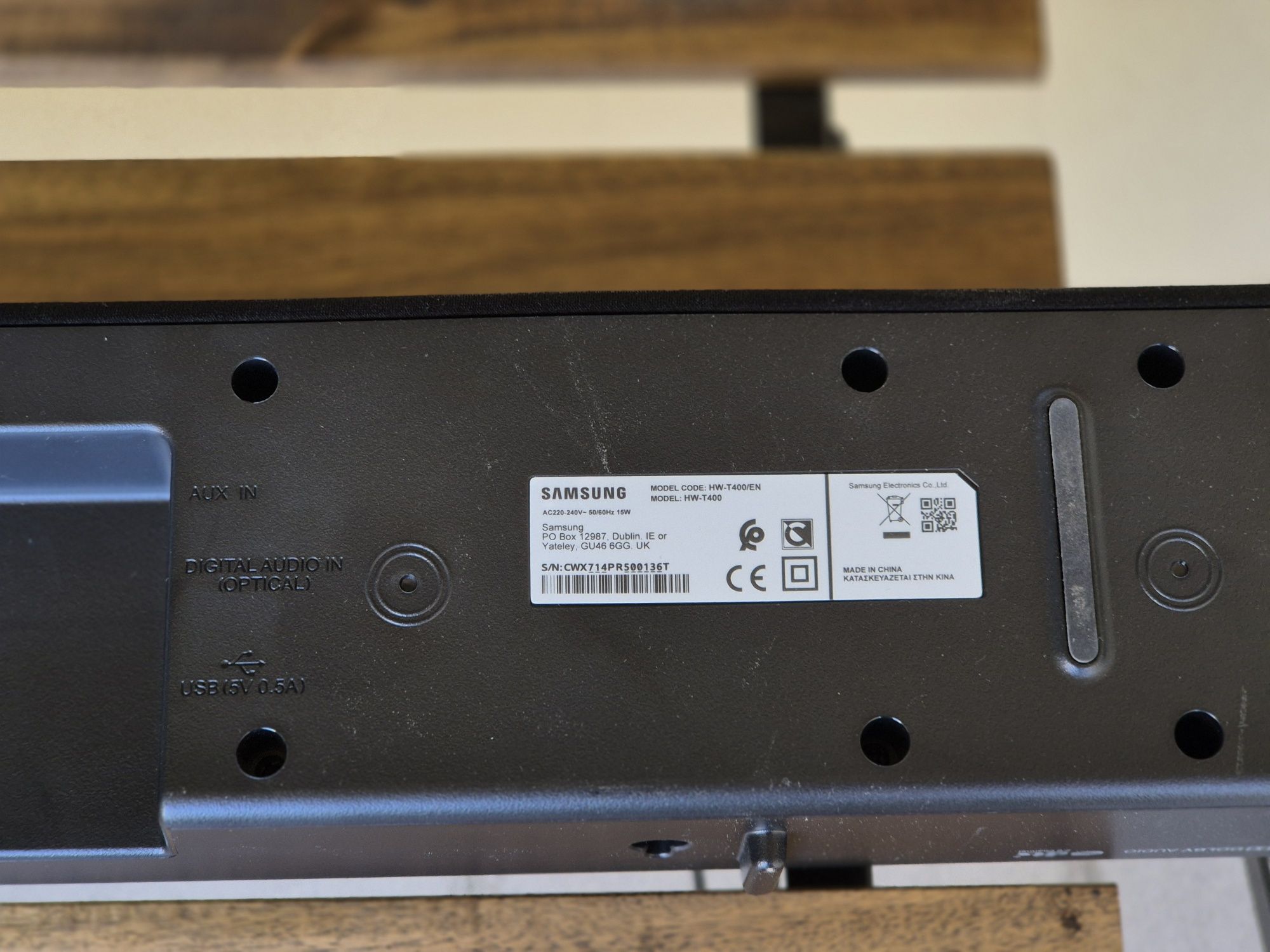 Samsung HW-T400 - Soundbar