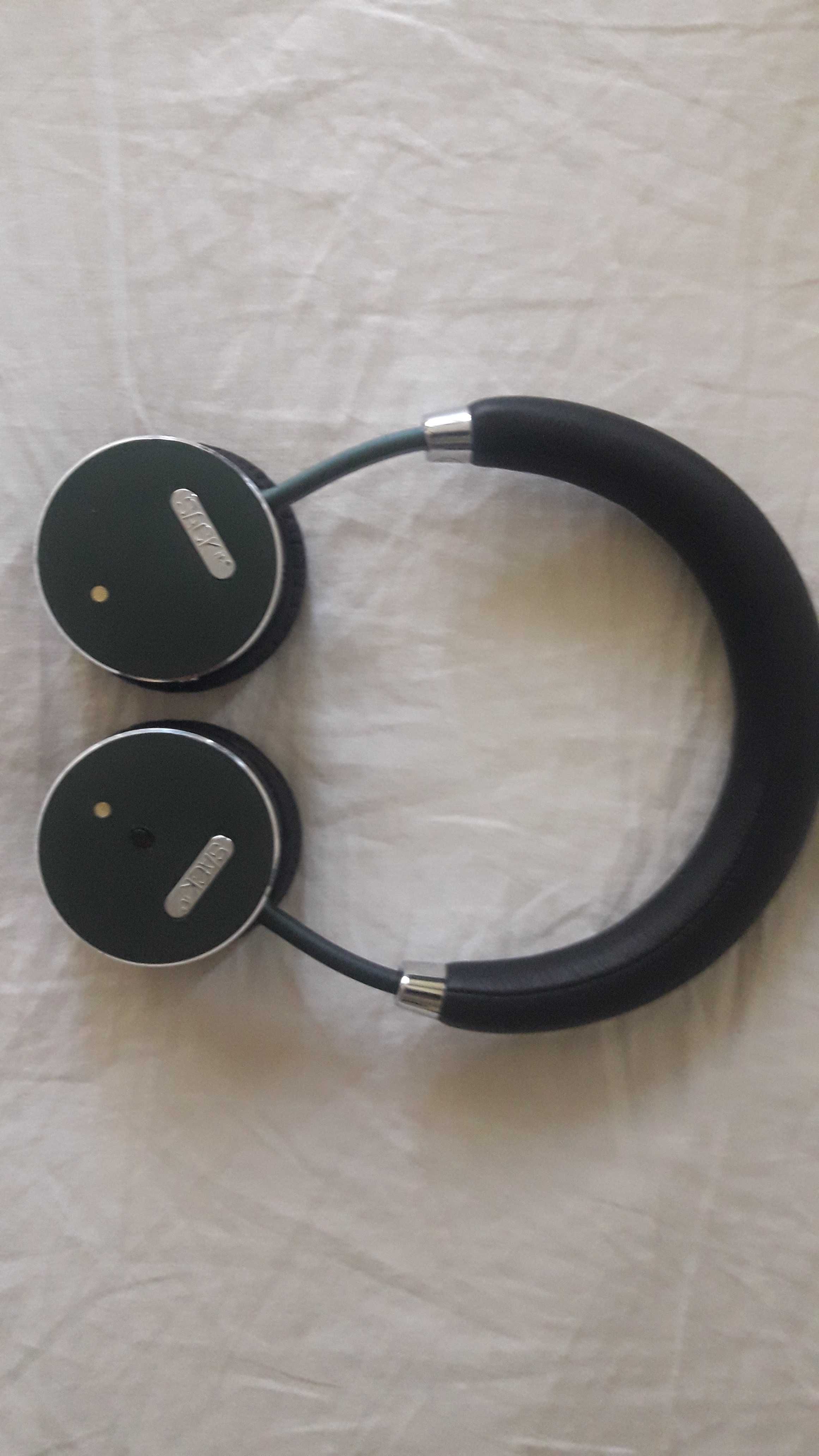 Casti On Ear SkullCandy Grind BT Wireless| && |On Ear SACKit WOOFit BT