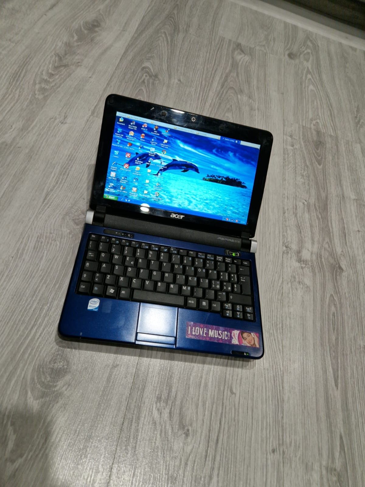 Mini Laptop Acer  perfect funcțional