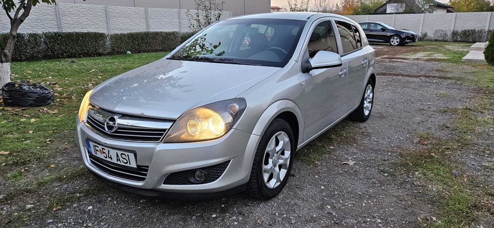 Opel Astra 1.4 benzină + GPL | 2010