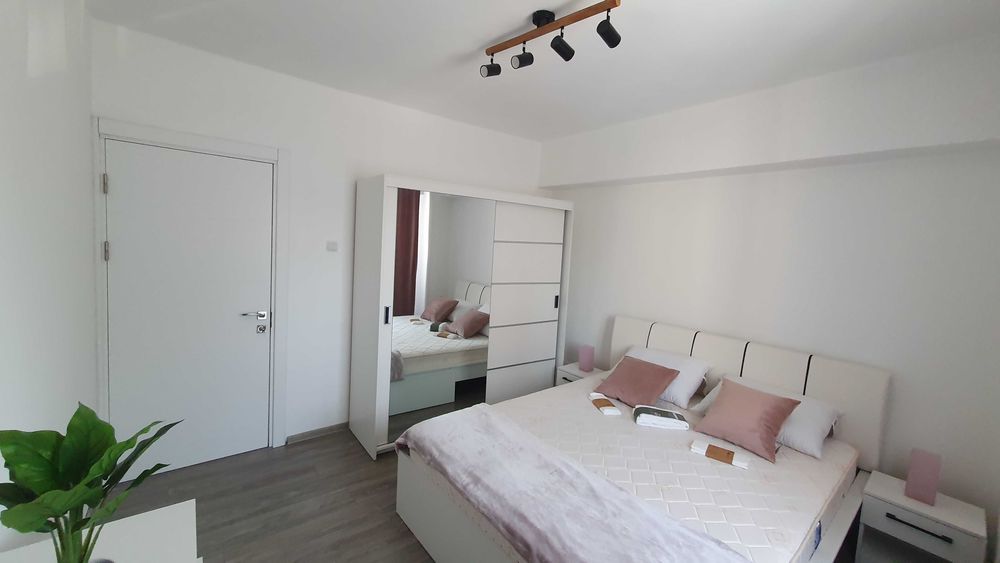 Proprietar 4 camere DECOMANDATE, LUX - prima inchiriere - Iulius MALL