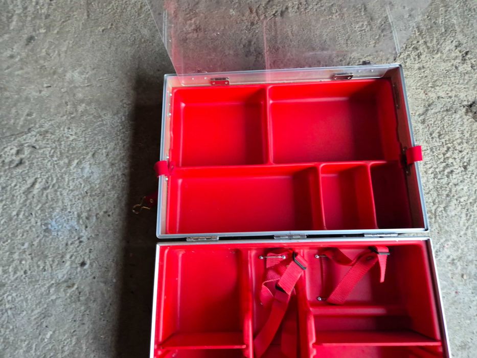Vand valiza profesionala metalica