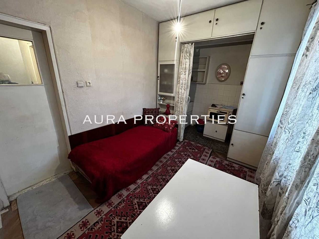 Продава се Двустаен апартамент в Разград, Център - 72 кв.м за 1346 €/кв.м - Снимка #7