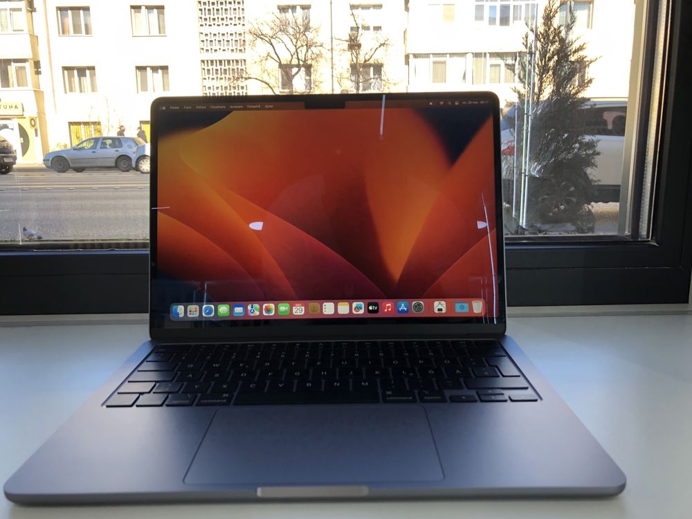 Macbook Air M2 2022