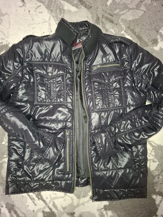 Geaca iarna ,aspect lucios