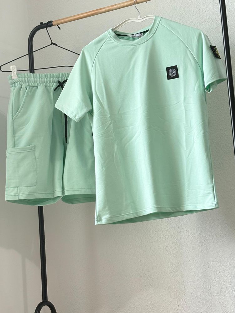 Compleu Stone Island