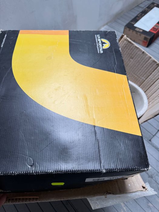 Bocanci iarna La Sportiva