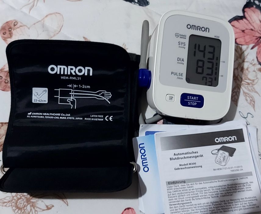 Tensiimetru omron M300