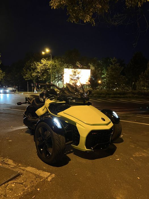 Can-Am Spyder F3-S Special Series Manta