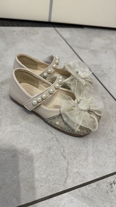 Туфельки на девочку