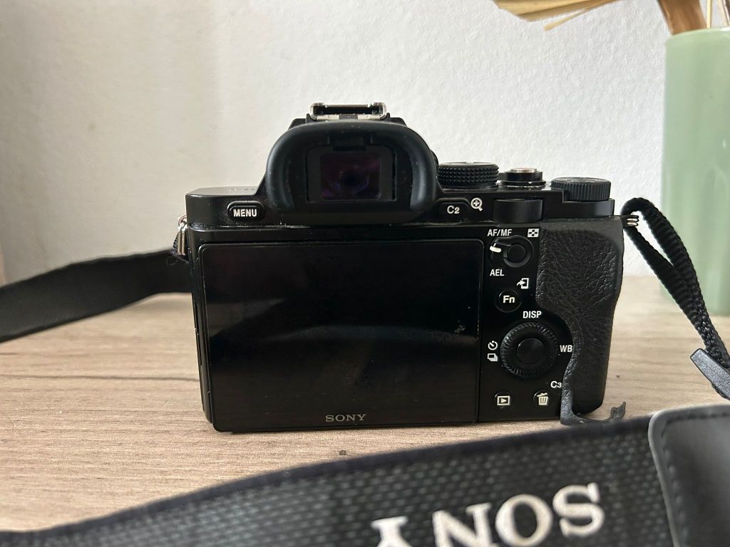 Vând kit sony a7