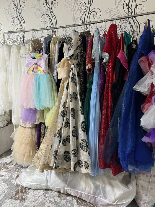 Продается готовый бизнес аренды свадебных, вечерних и детских платьев.