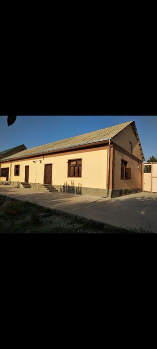 15 sotoxli katta xovli sotiladi