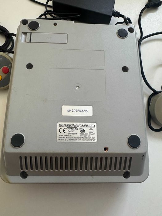 Super Nintendo Entertainment System (SNES)