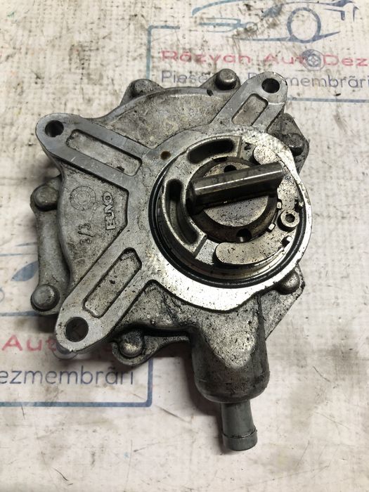 pompa vacuum bmw seria 3 e90 2009
