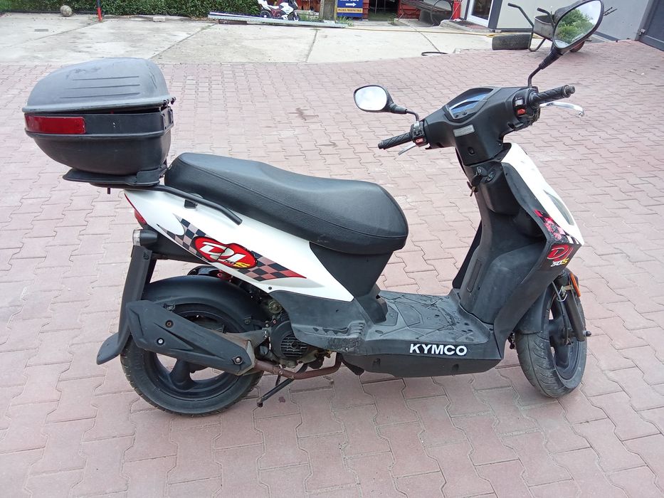 Kymco DJ 50S cat B