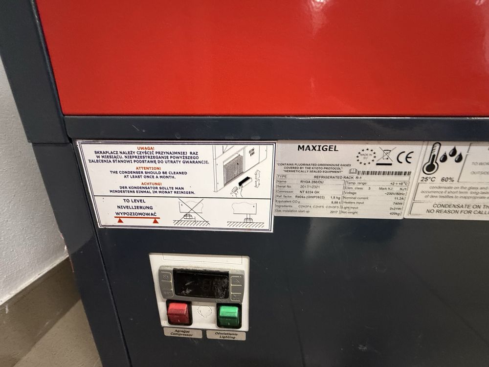 Vitrina frigorifica 4 usi 2,5 m