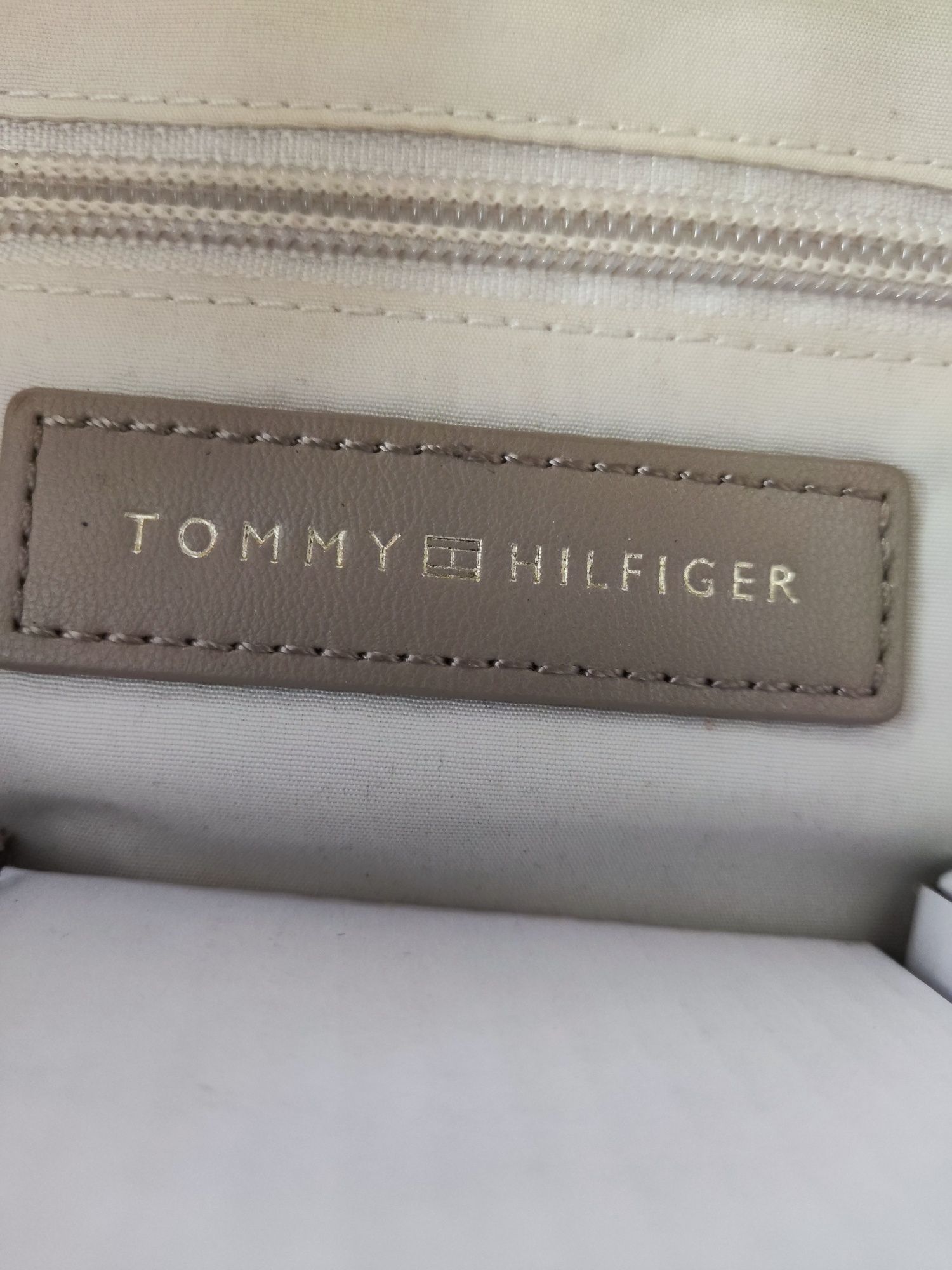 Tommy Hilfiger раница