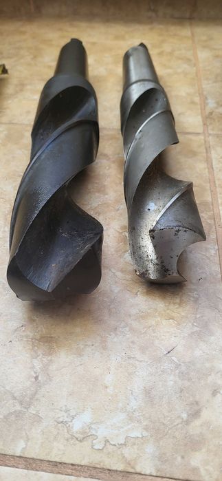 Vand 2 burghie noi , hss , diametru 51,5 si 60 mm