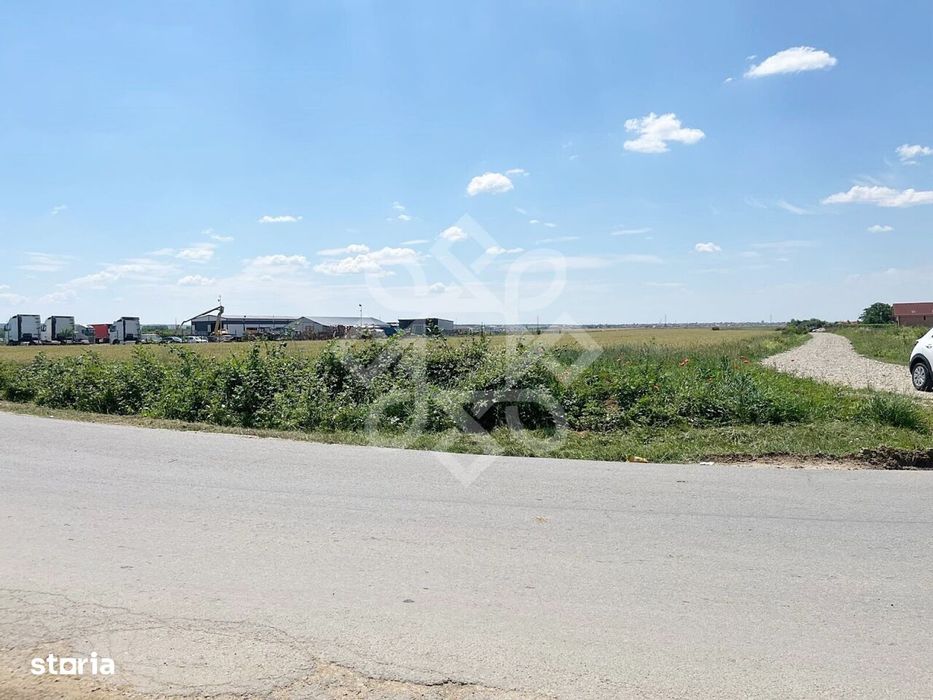Teren intravilan pentru investitii de vanzare zona Fan Courier