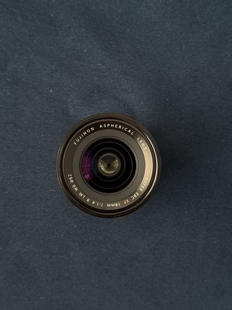 Fujifilm 18mm f1.4 fujinon обектив