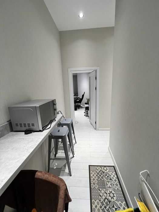 Сдаётся стильное помещение Мирабадский Тарас Шевченко ЦУМ под офис  !