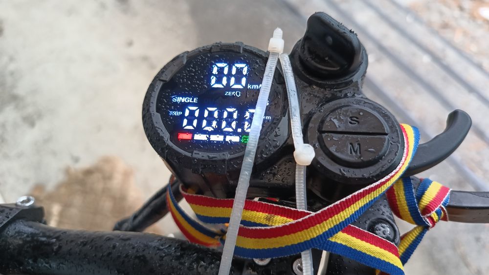 Trotinetă kukirin m4 max