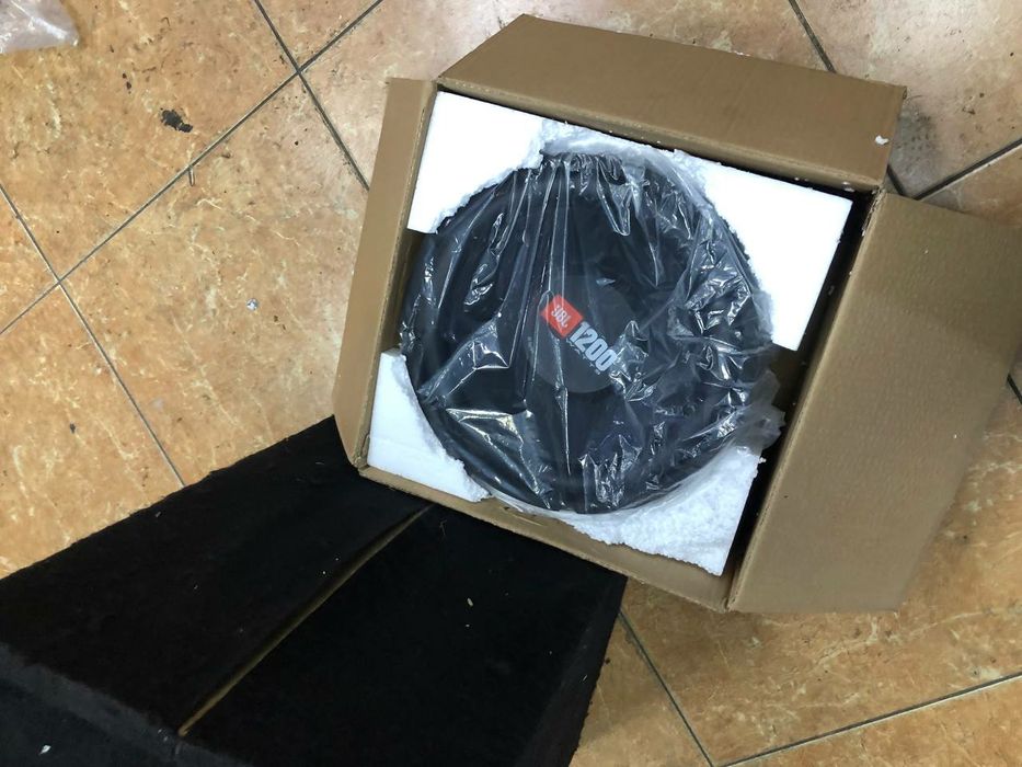 Jbl bufer uslitl infinity kalonka