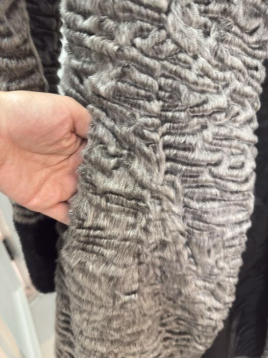 Пальто  безплатно доставка оригинал