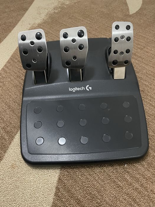 Педали logitech за ps 3,4и5