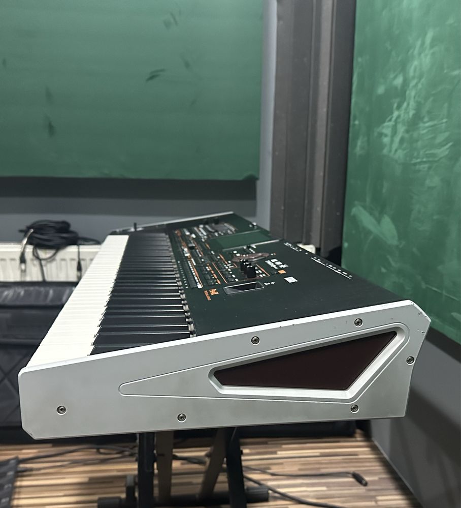 Korg pa4x 76 de clape