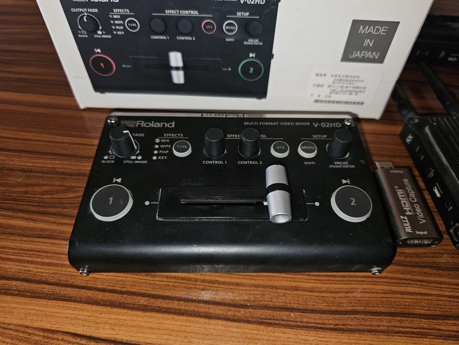 Jonli efir qilish uchun Roland mixer ( sling studio ) ( atem studio)