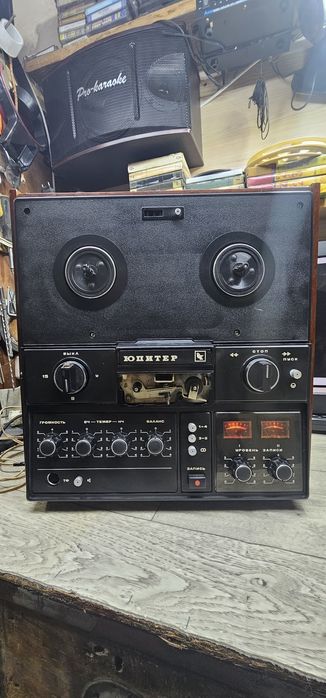 Катушечный магнитофон Юпитер 203