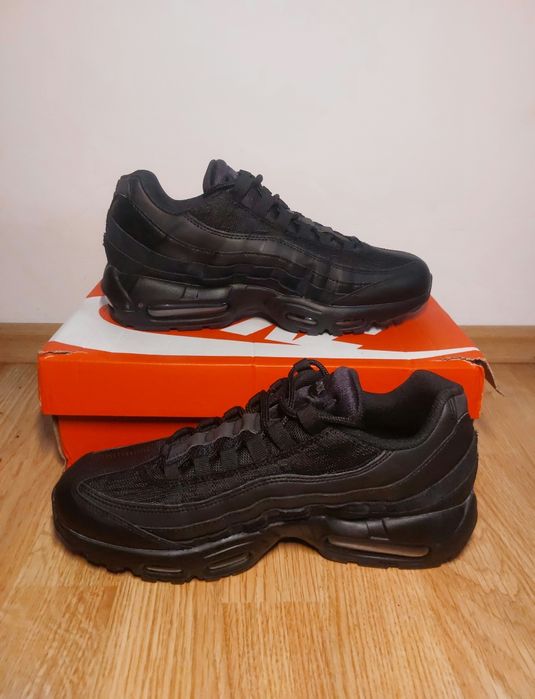 Adidasi Nike air max 95
