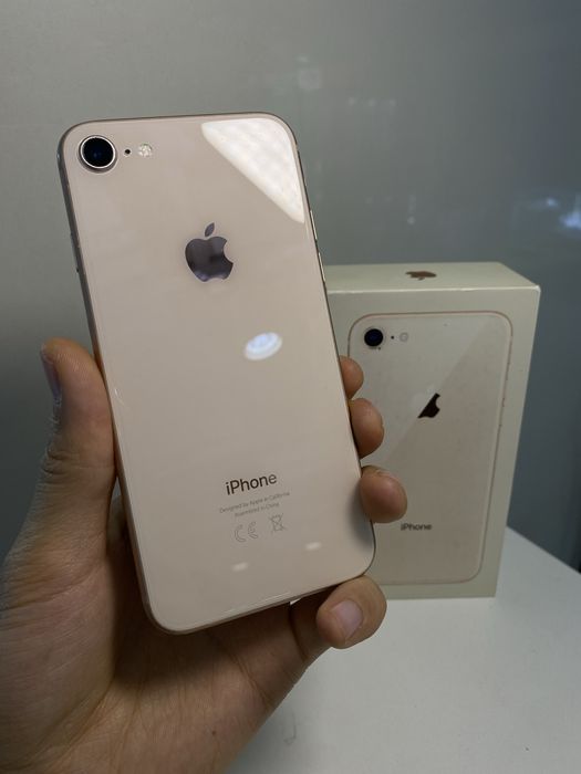 Продам айфон 8 64ГБ