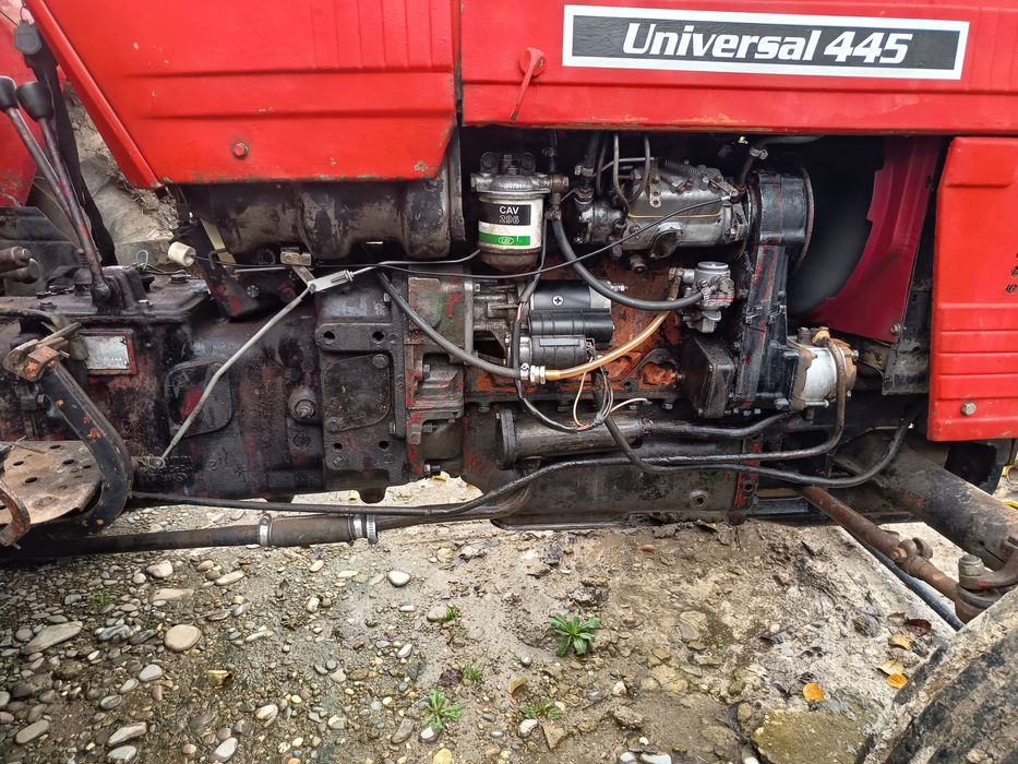 Vând tractor U445 – în stare excelentă, gata de lucru!