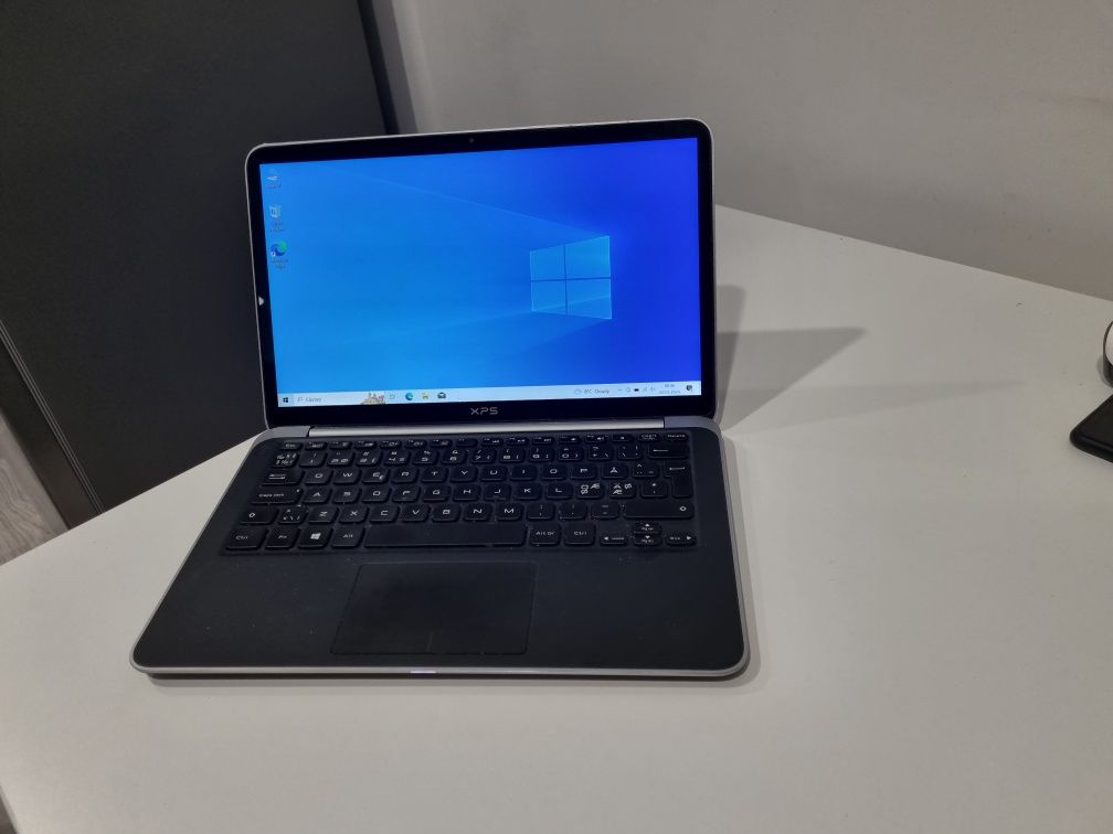 Laptop Dell xps perfect funcțional.