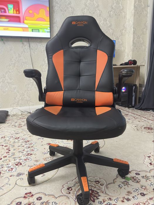 Продам компьютерный стул