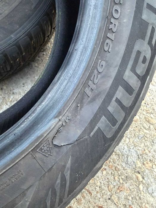 Cauciucuri iarna 205/60/16