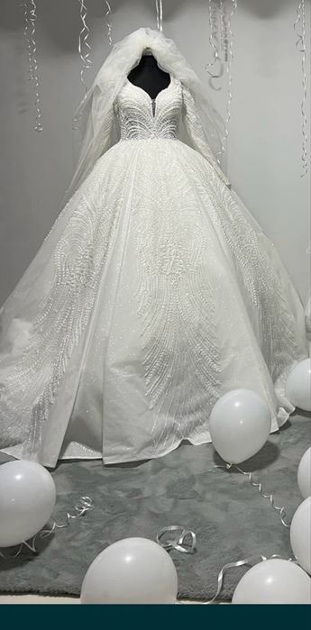 Rochie mireasa stil printesa