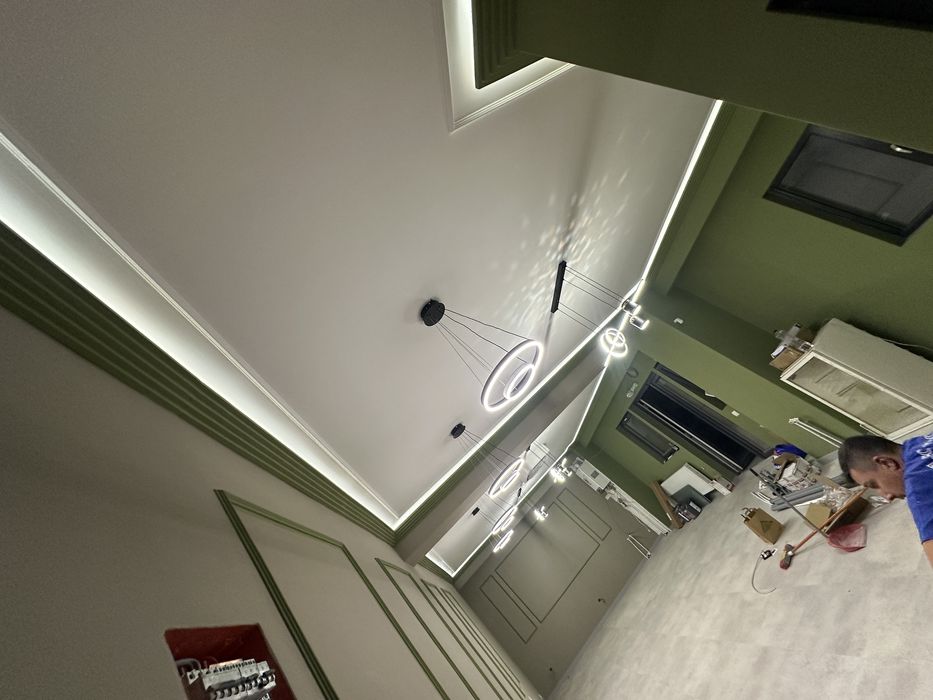 Spatiu comercial rovine bloc nou!