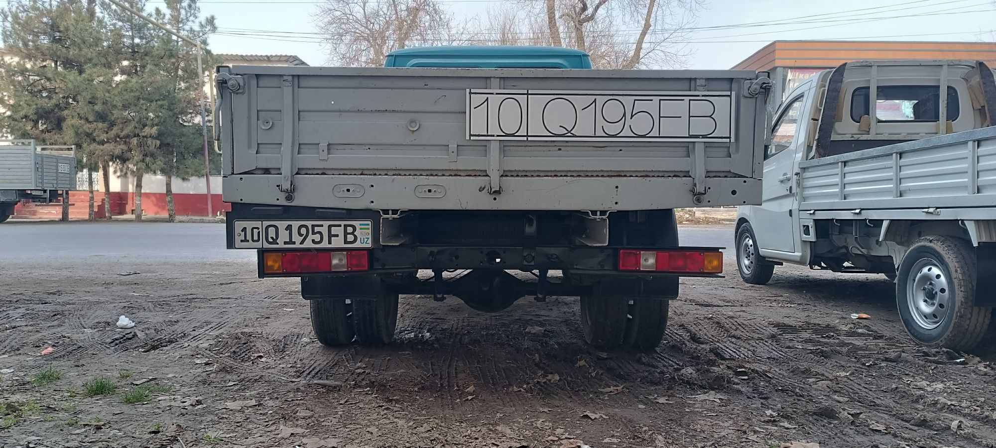 Газел 1996 йил сотилад